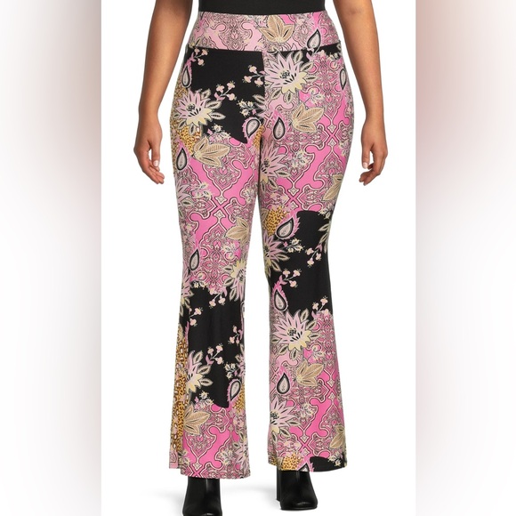 No Boundaries Pink and Black Floral Paisley Flare leggings - Picture 1 of 4
